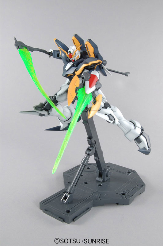 MG 1/100 Gundam Deathscythe EW Plastic Model Kit
