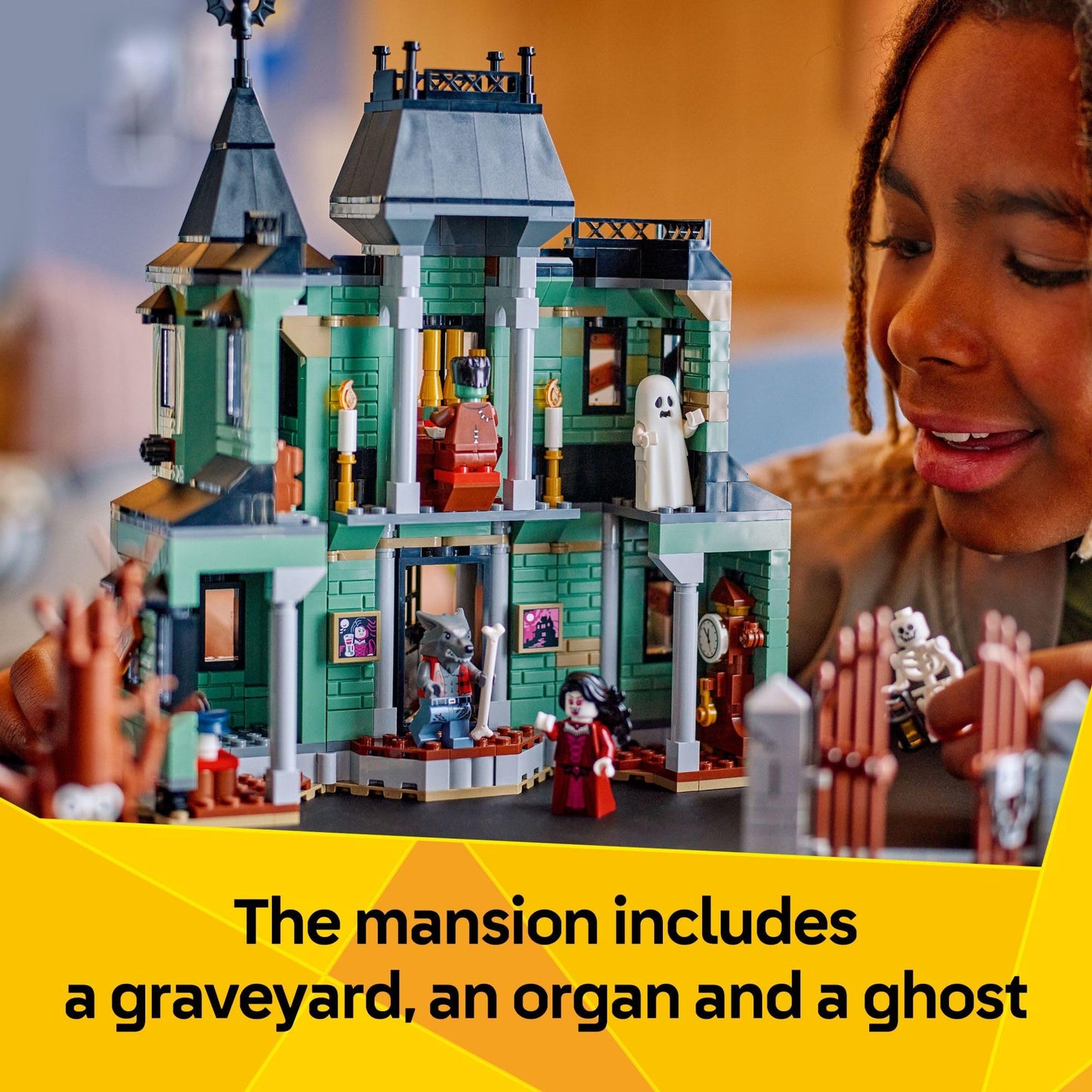 LEGO Creator 3 in 1 Haunted Mansion Building Toy for Kids - Halloween Building Blocks & Learning Toy for Girls & Boys, Ages 9+ - Build a Haunted House, Train, or Ship - Gift for Birthdays - 31167 🍁 All In One Marketplace Canada