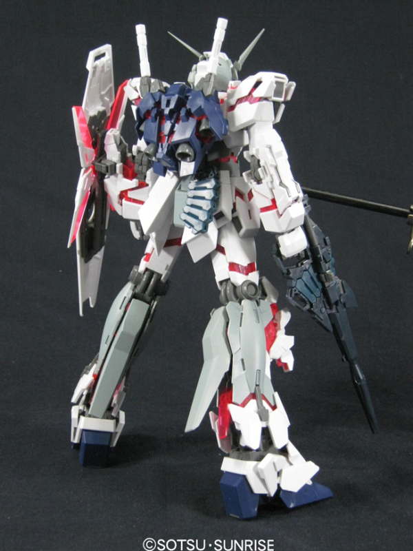 MG 1/100 Unicorn Gundam (Screen Image Special) Plastic Model Kit