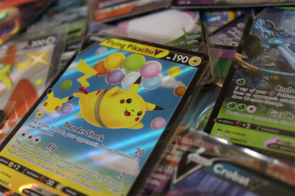 Pokemon HOLOGRAPHIC Box - Assorted Lot - Premier Trading Cards